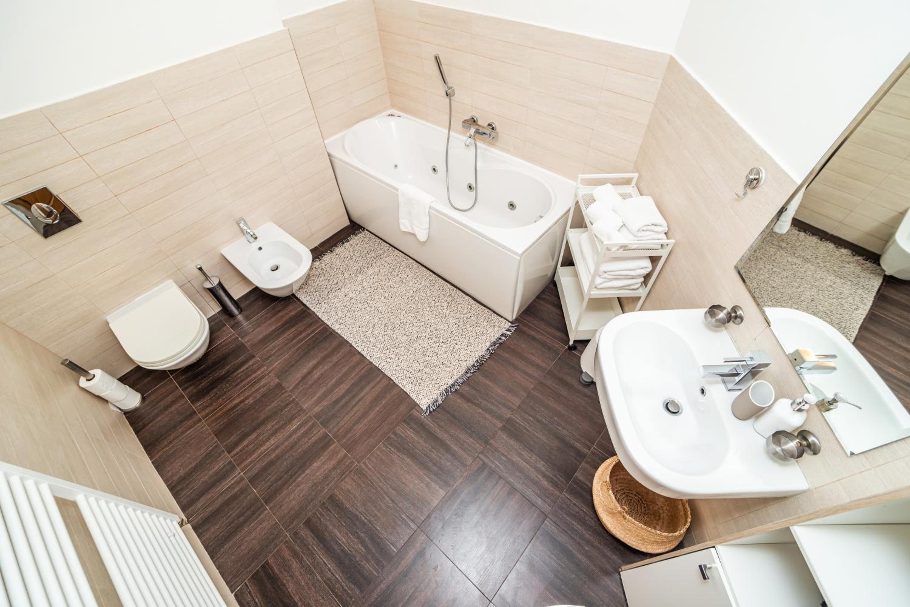 Lavish and chic duplex apartment