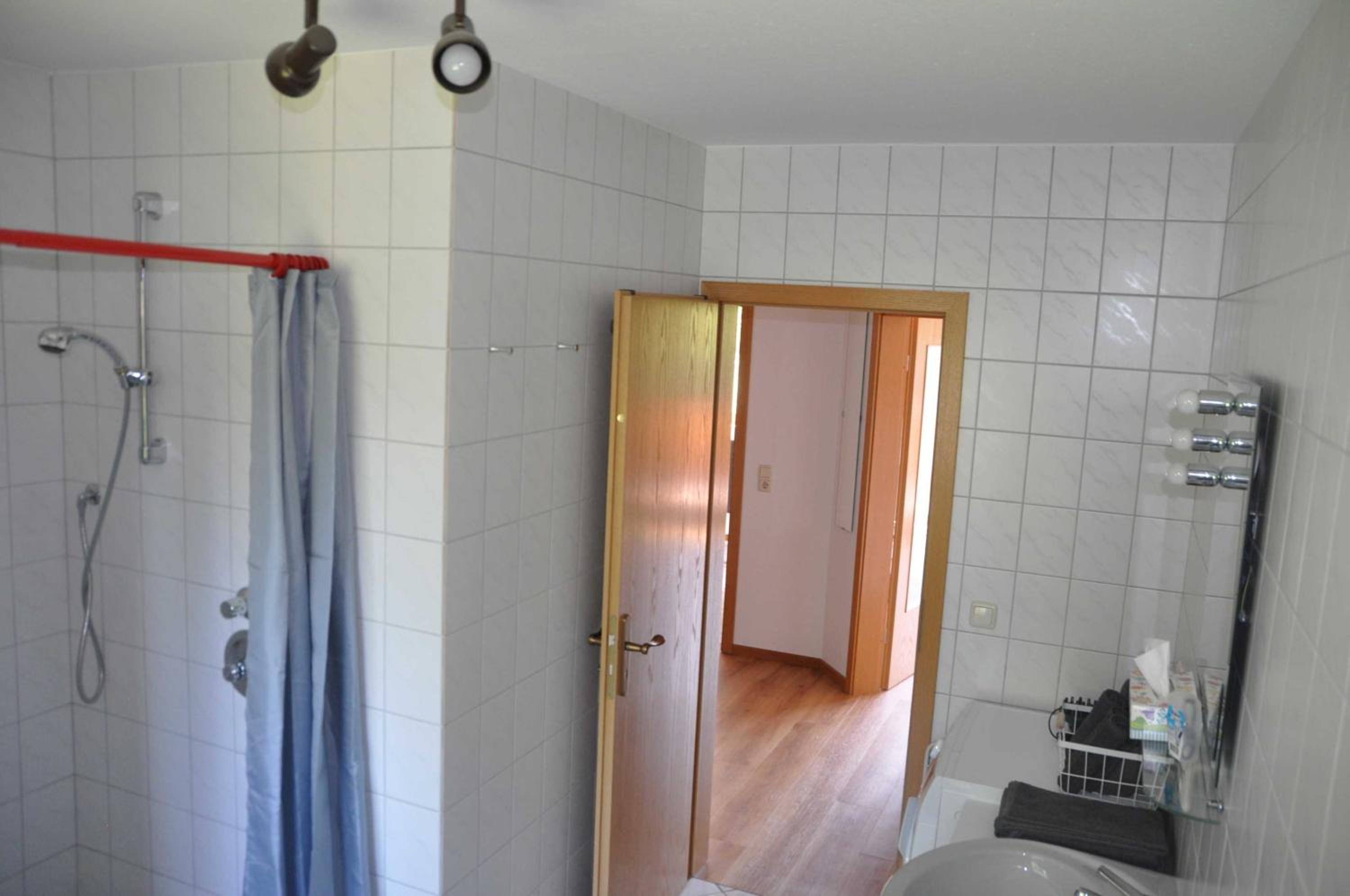 Photo 48