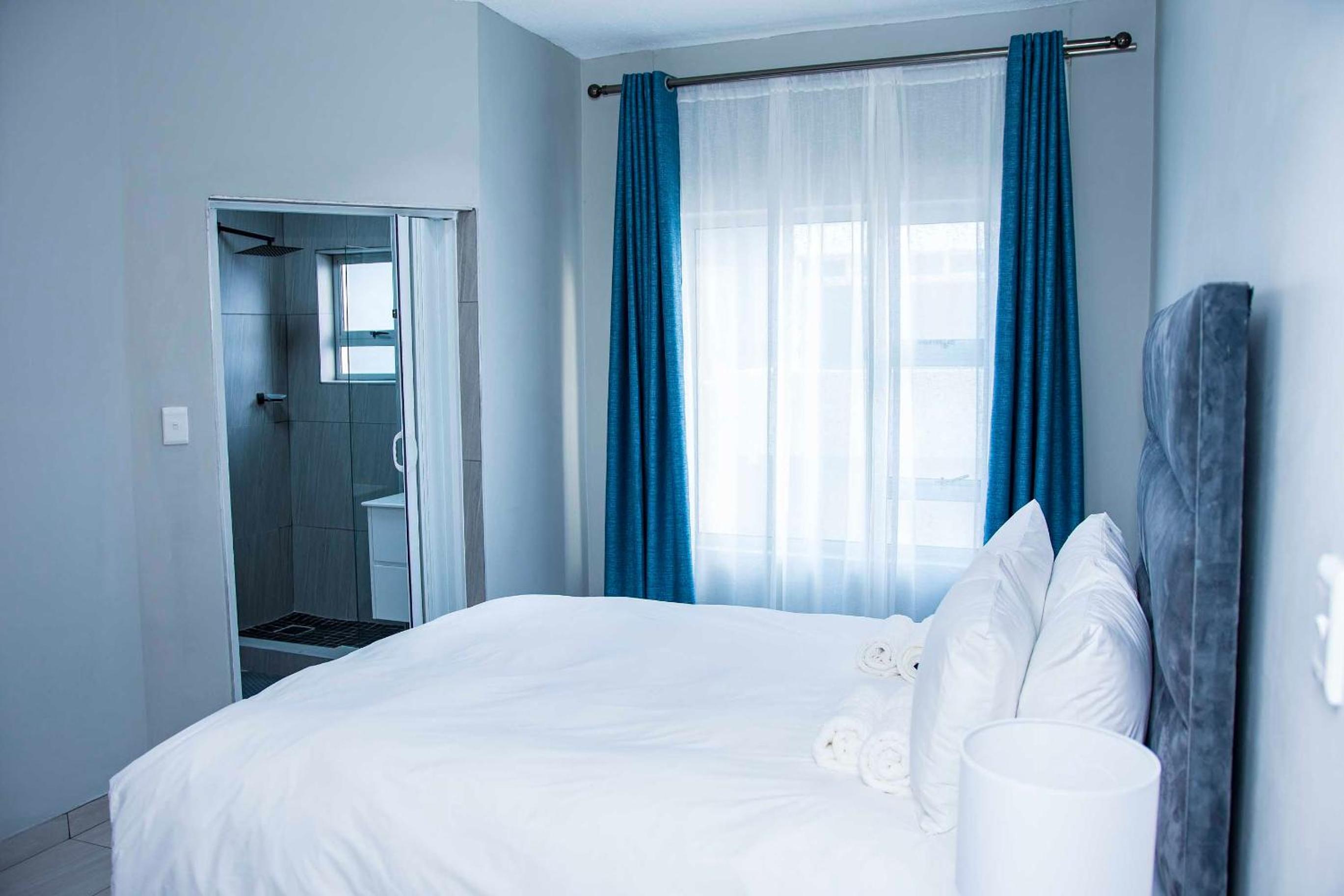 KANDIAS SELF-CATERING APARTMENT