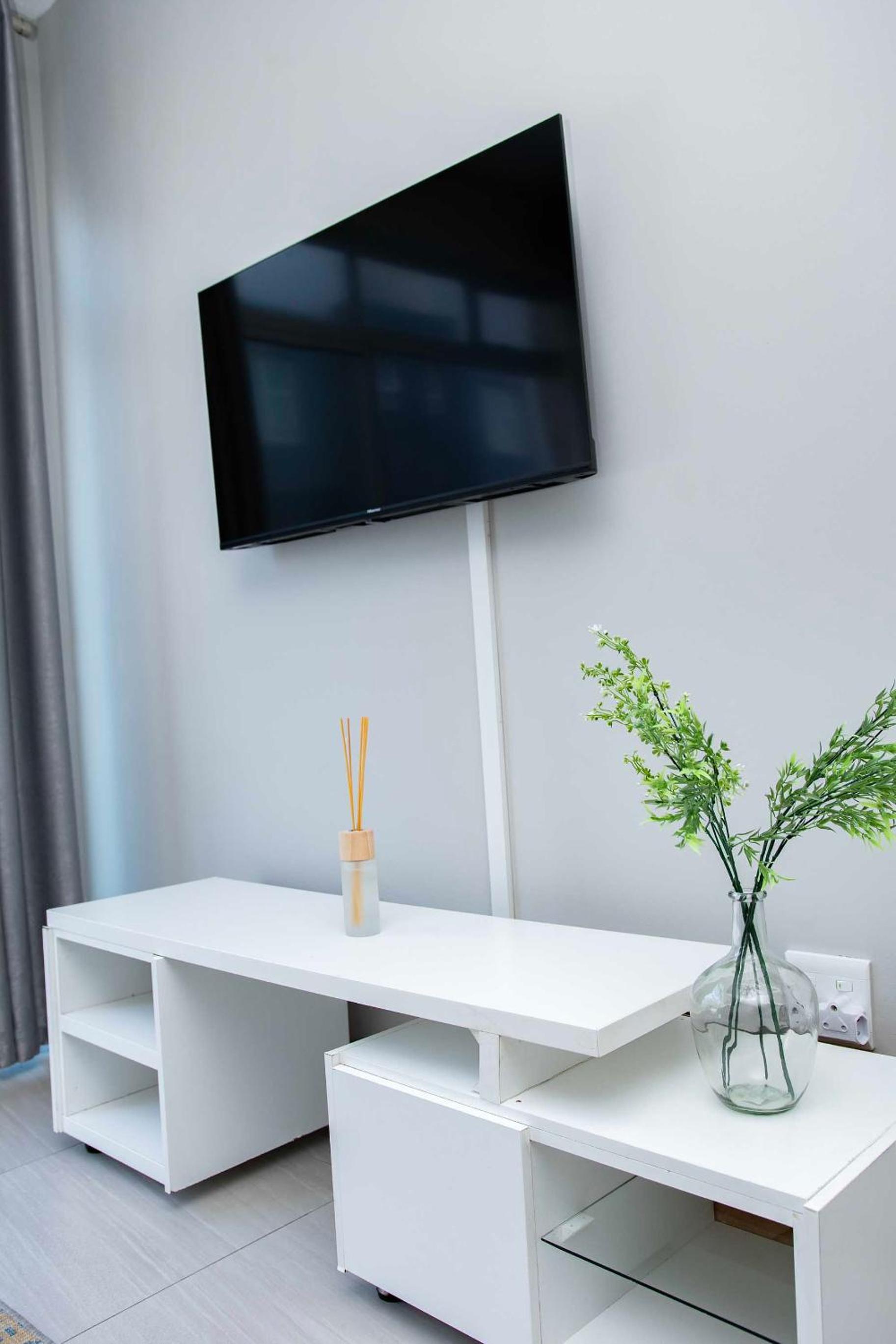 KANDIAS SELF-CATERING APARTMENT