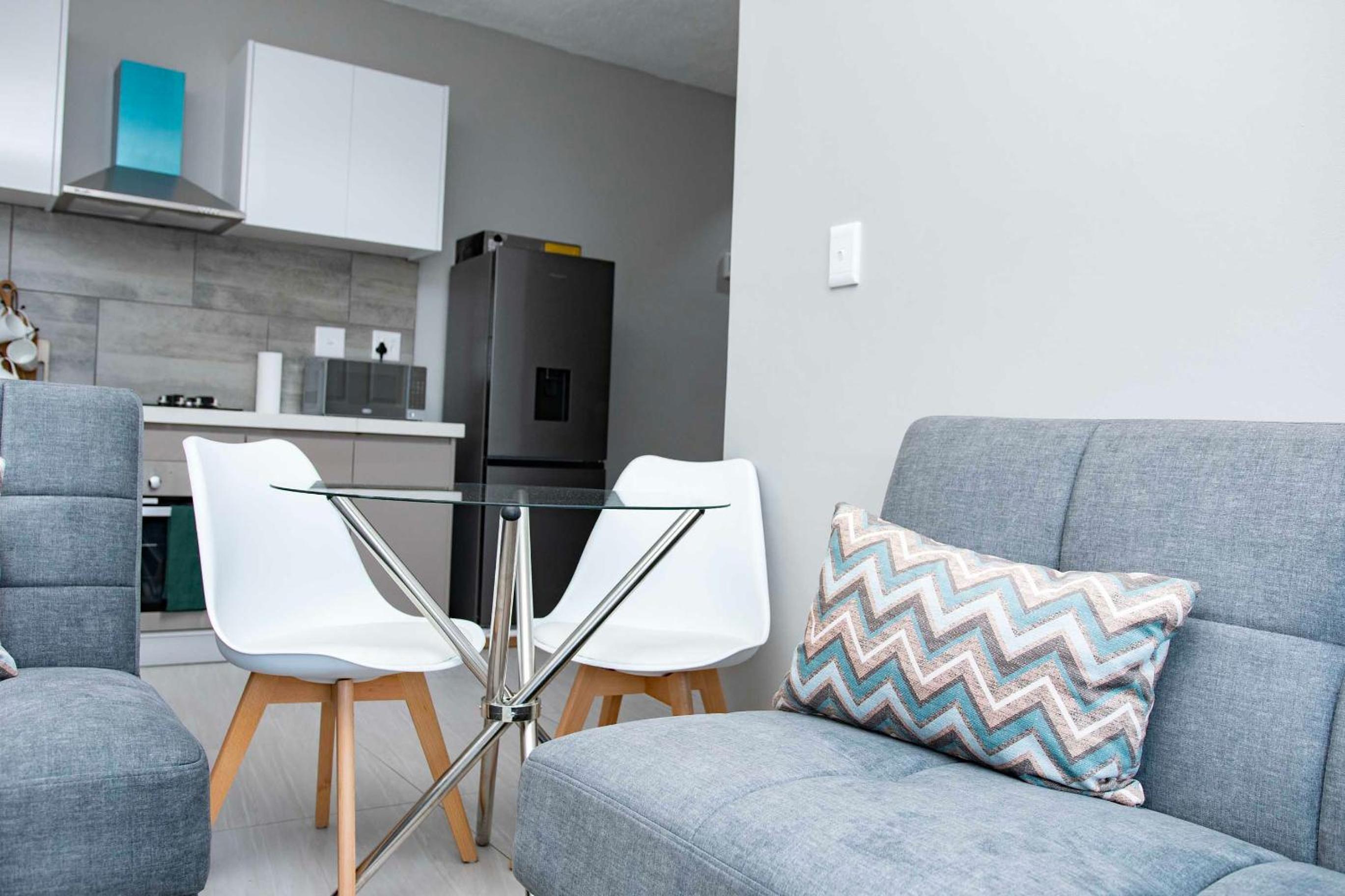 KANDIAS SELF-CATERING APARTMENT