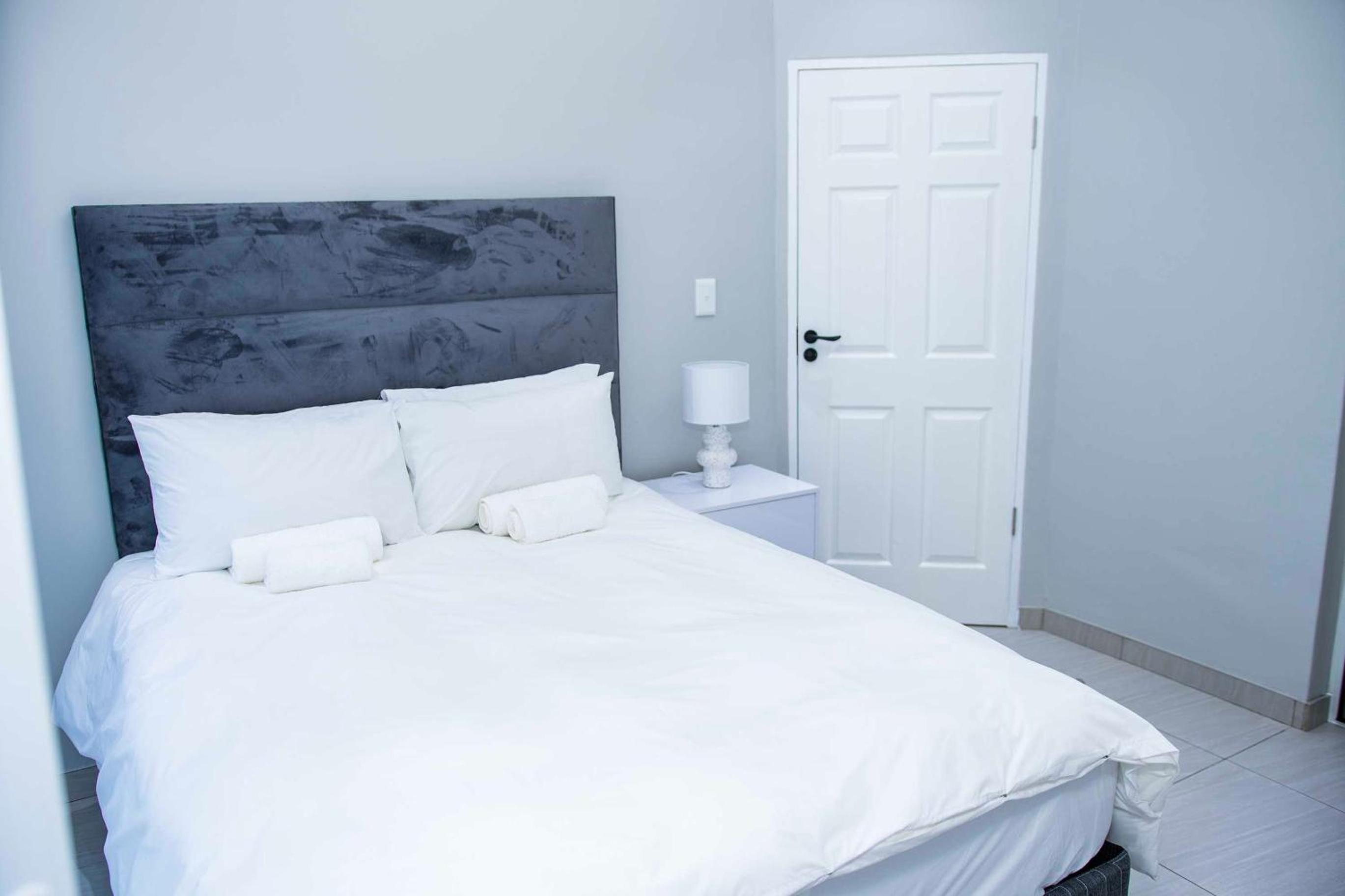 KANDIAS SELF-CATERING APARTMENT