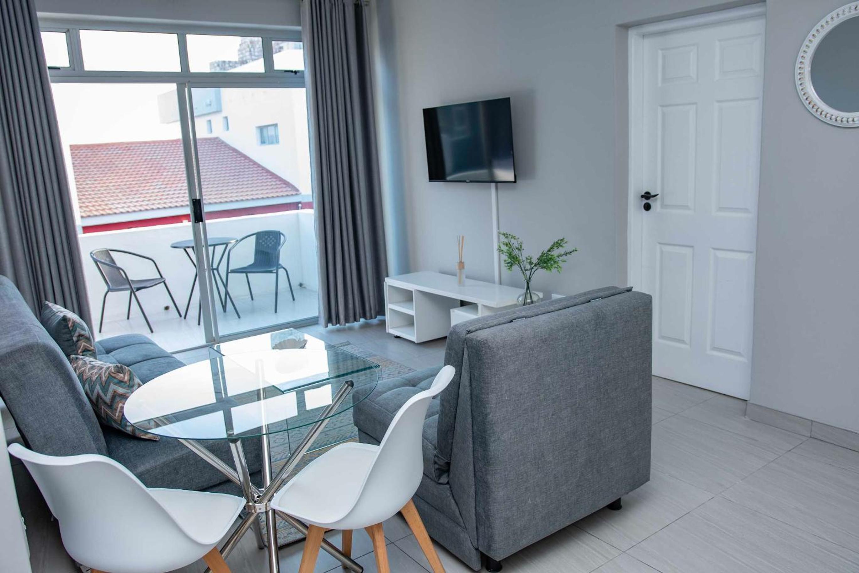 KANDIAS SELF-CATERING APARTMENT