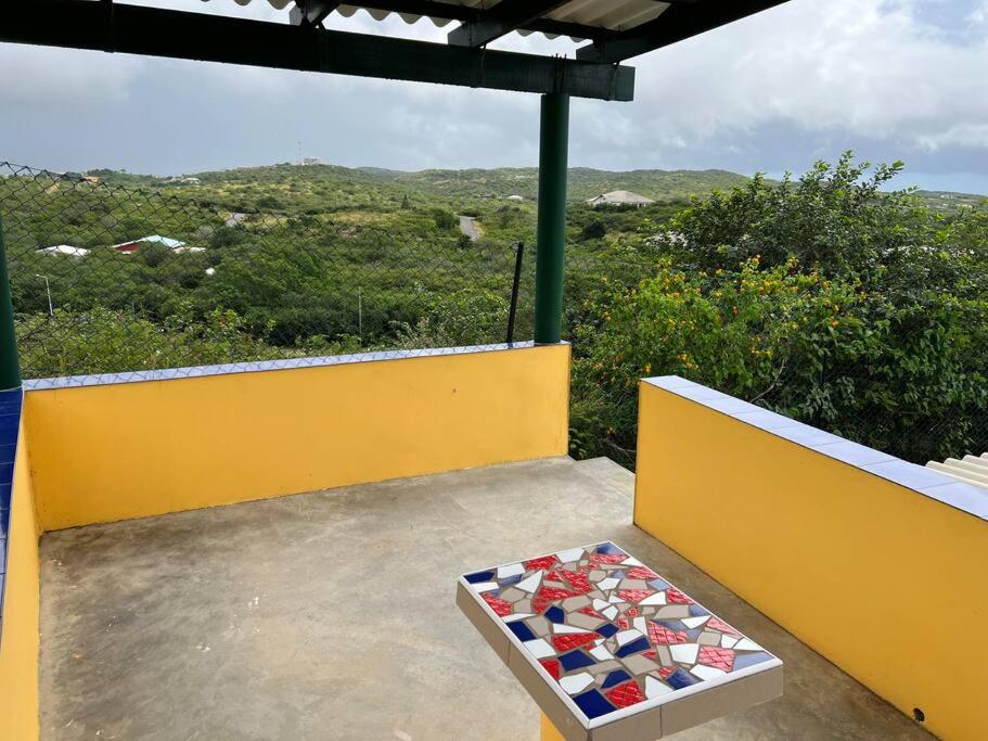Traumhaus am Hang mit privatem Pool