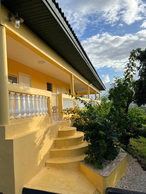Traumhaus am Hang mit privatem Pool