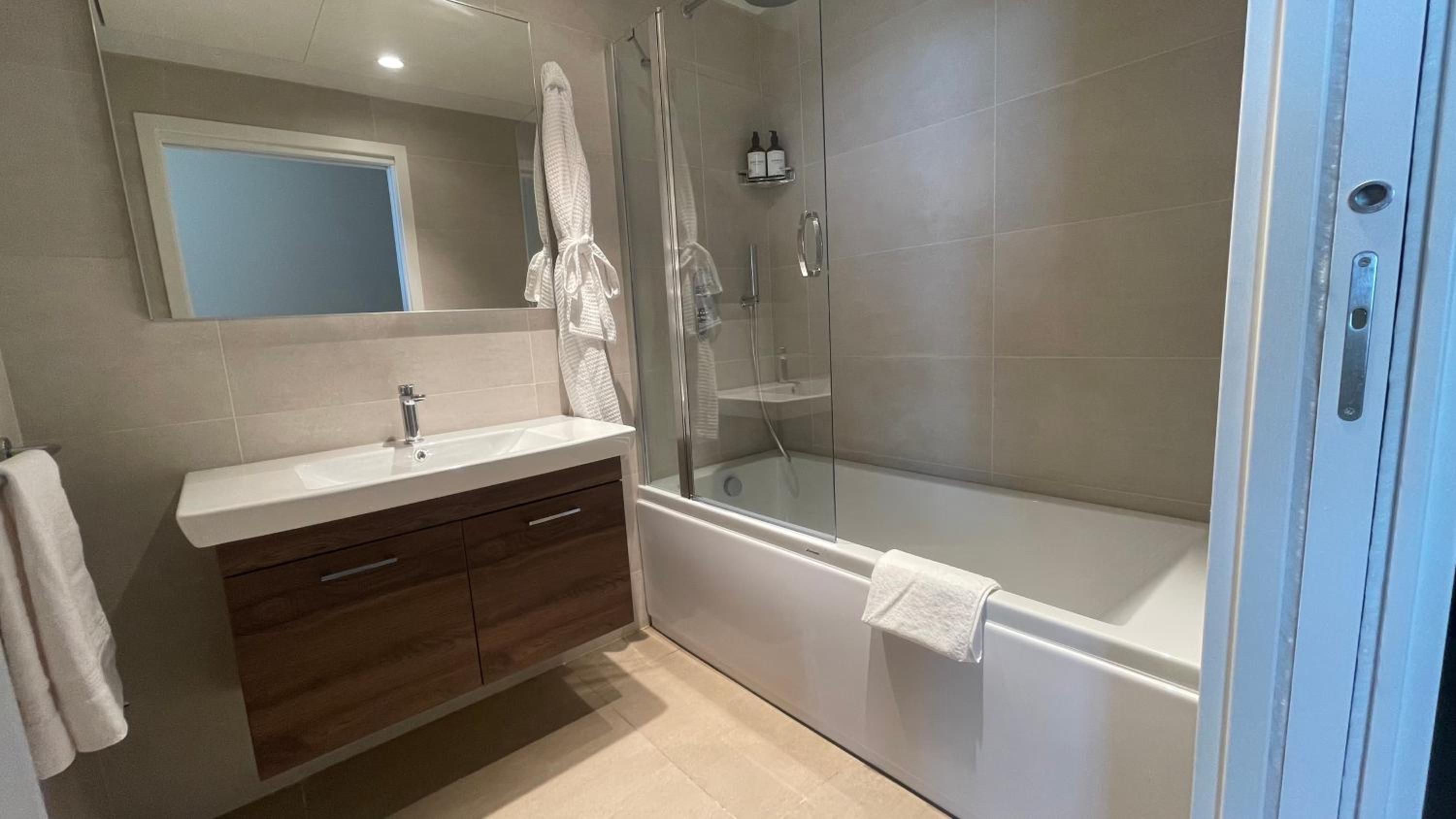 Mercury Tower Suites with pool access