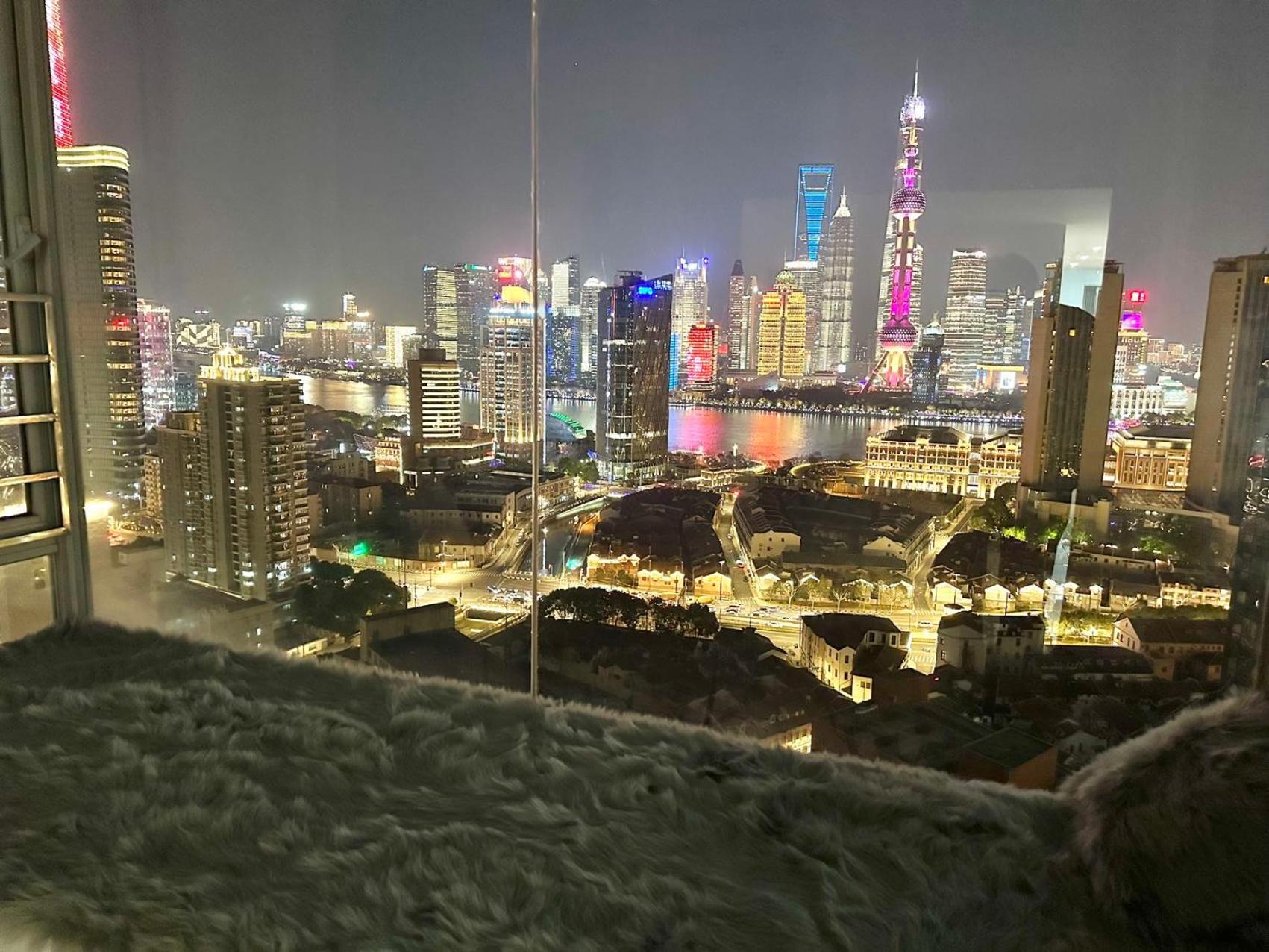 Shanghai Shining River Apartment -Near the Bund