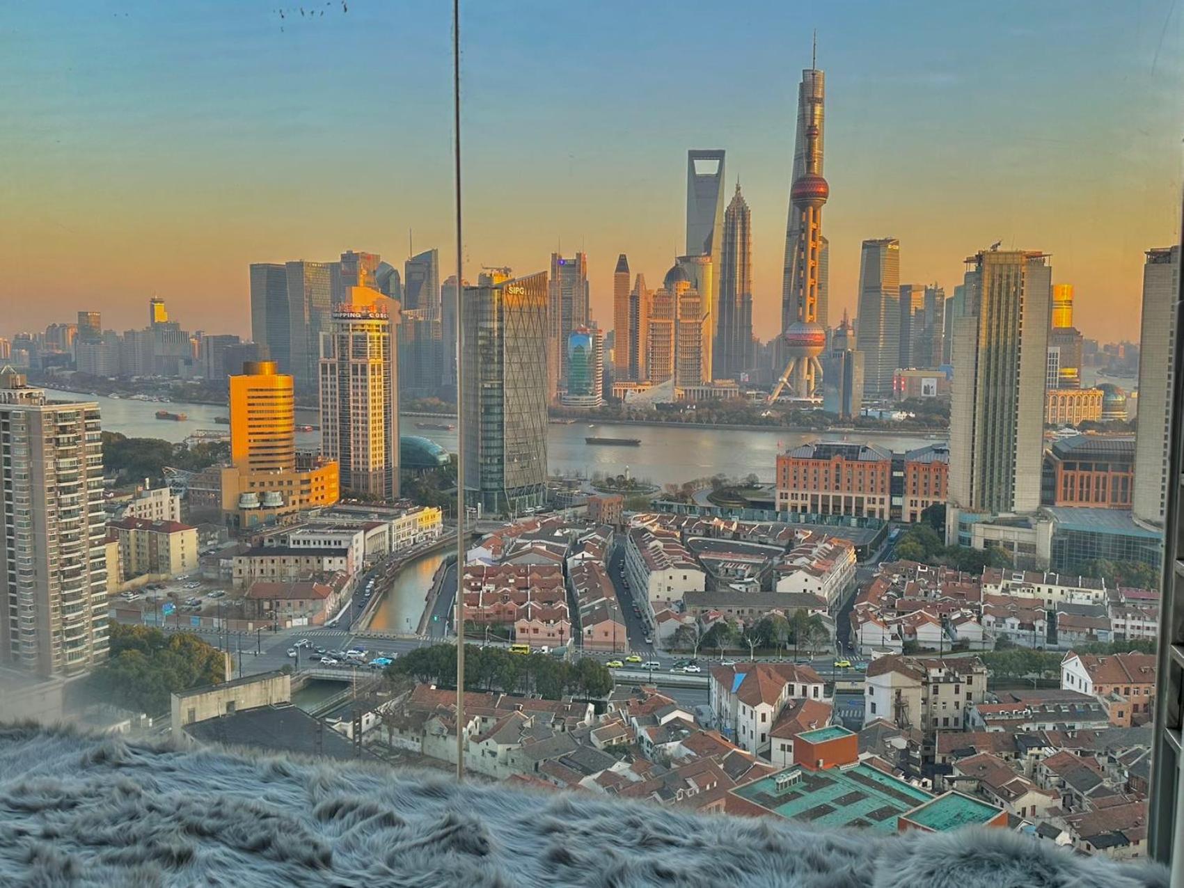 Shanghai Shining River Apartment -Near the Bund