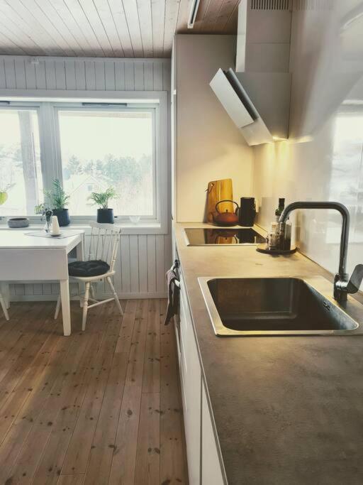 Cosy Holiday Apt Close to Gondola and Town Center