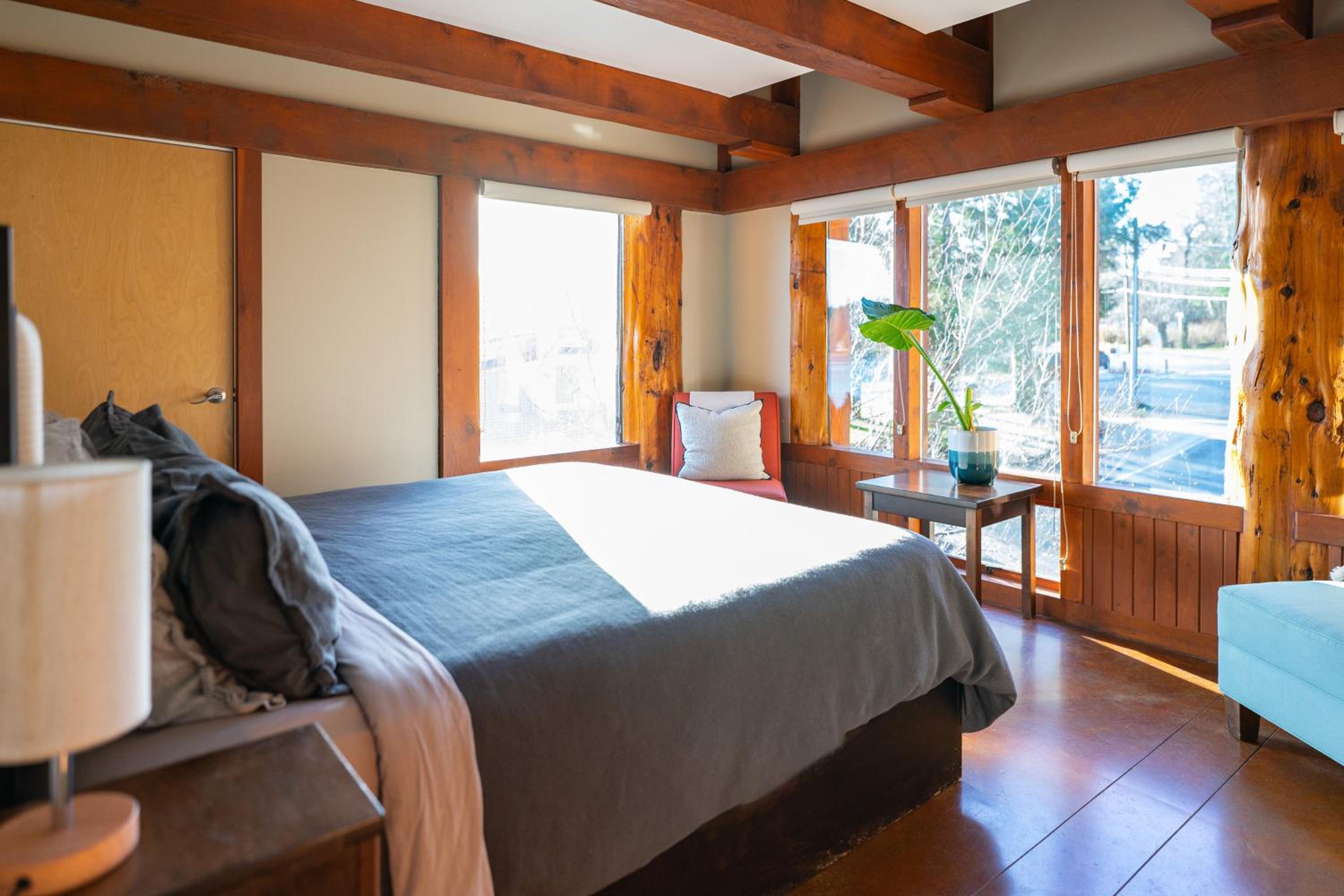 Waterfront Condo in Ucluelet