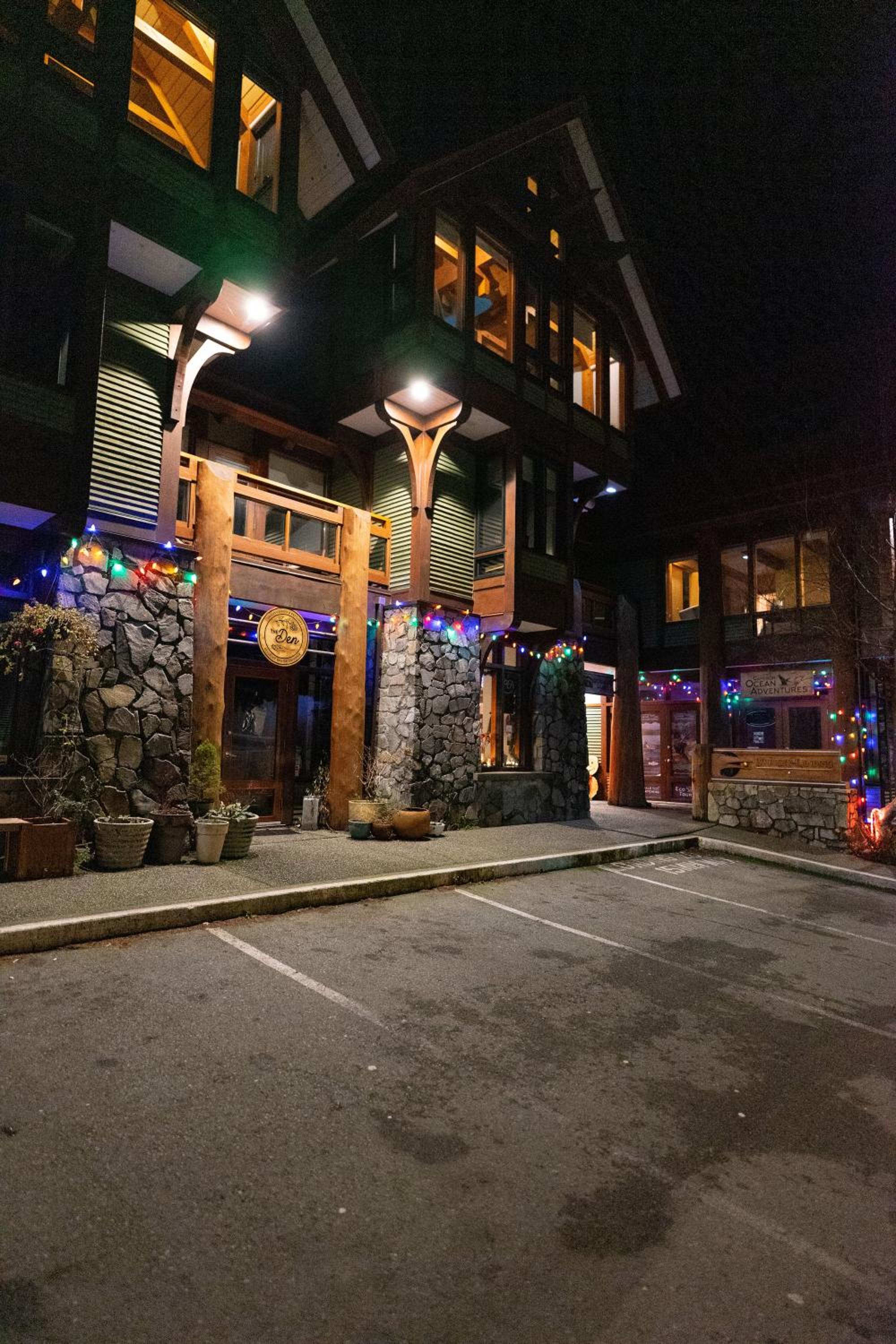 Waterfront Condo in Ucluelet