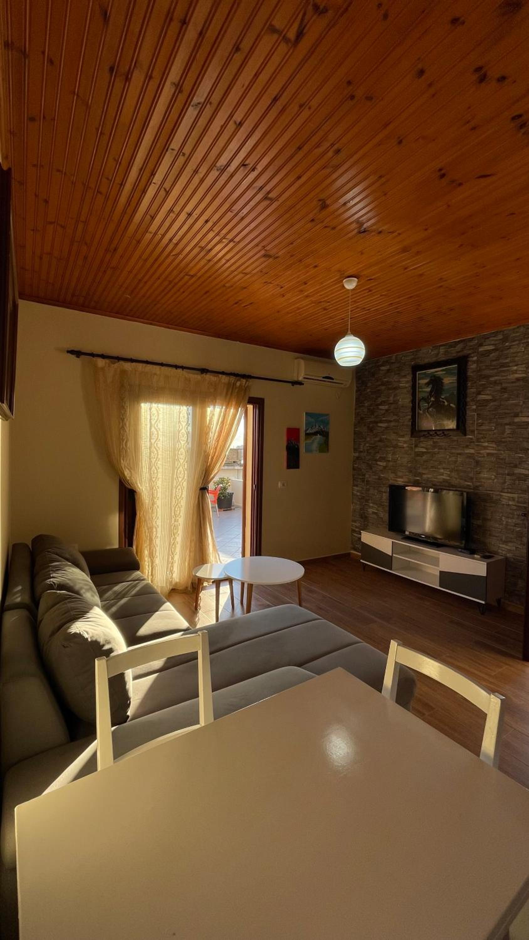July Seaview Apartments