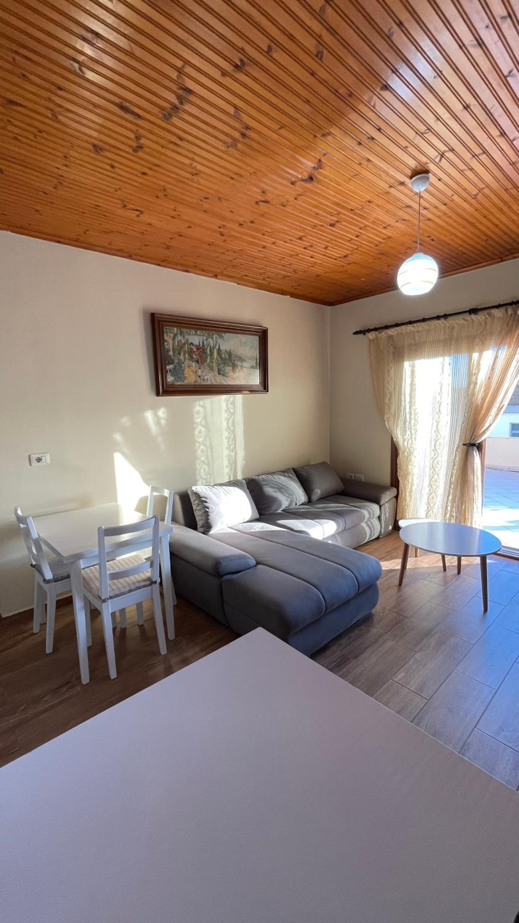 July Seaview Apartments
