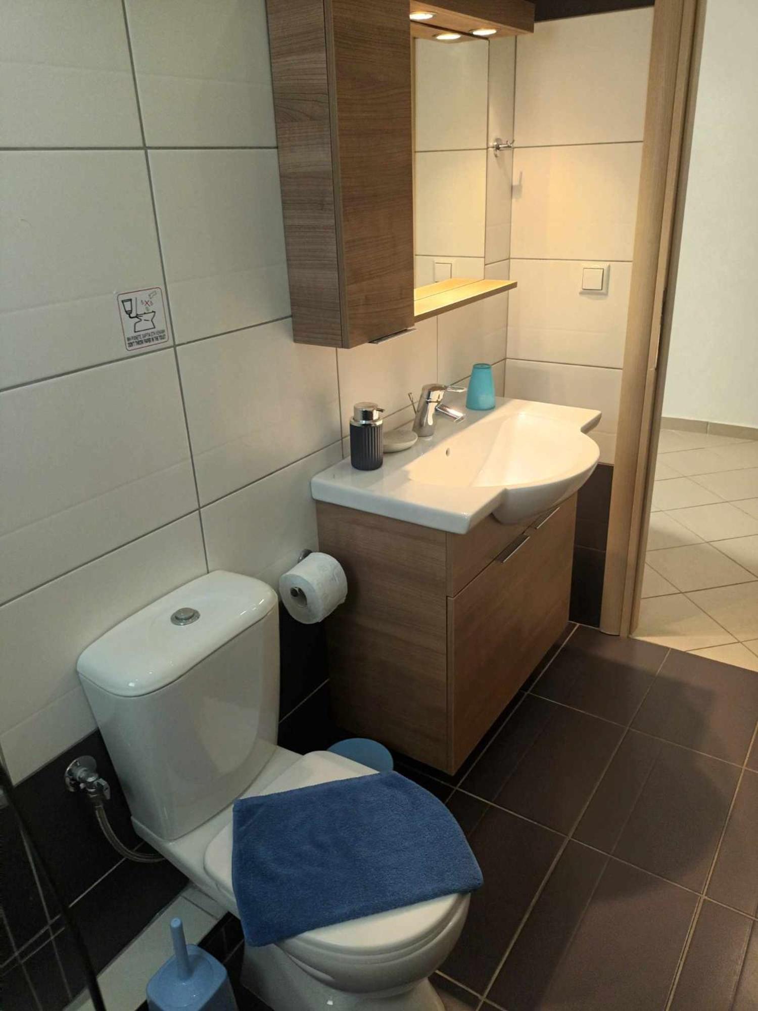 Photo 47