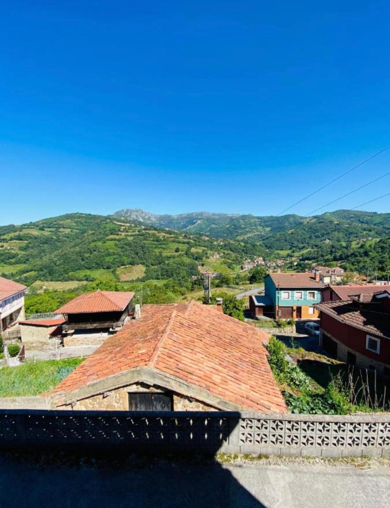 La Pedrosa view 4