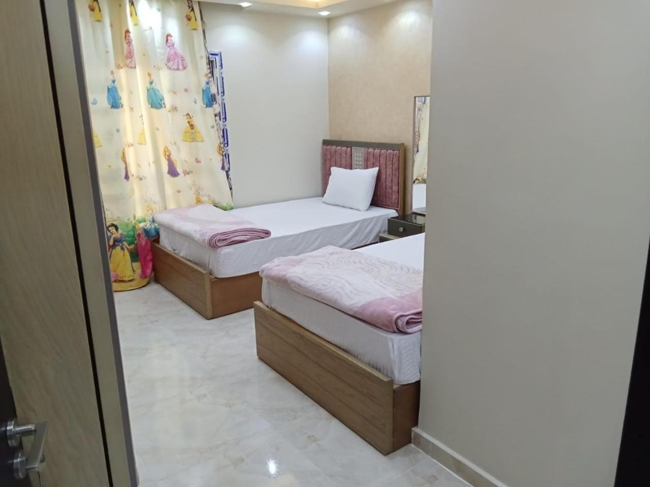 cozy and modern apartment in central location in Cairo Mohandessin near Nile