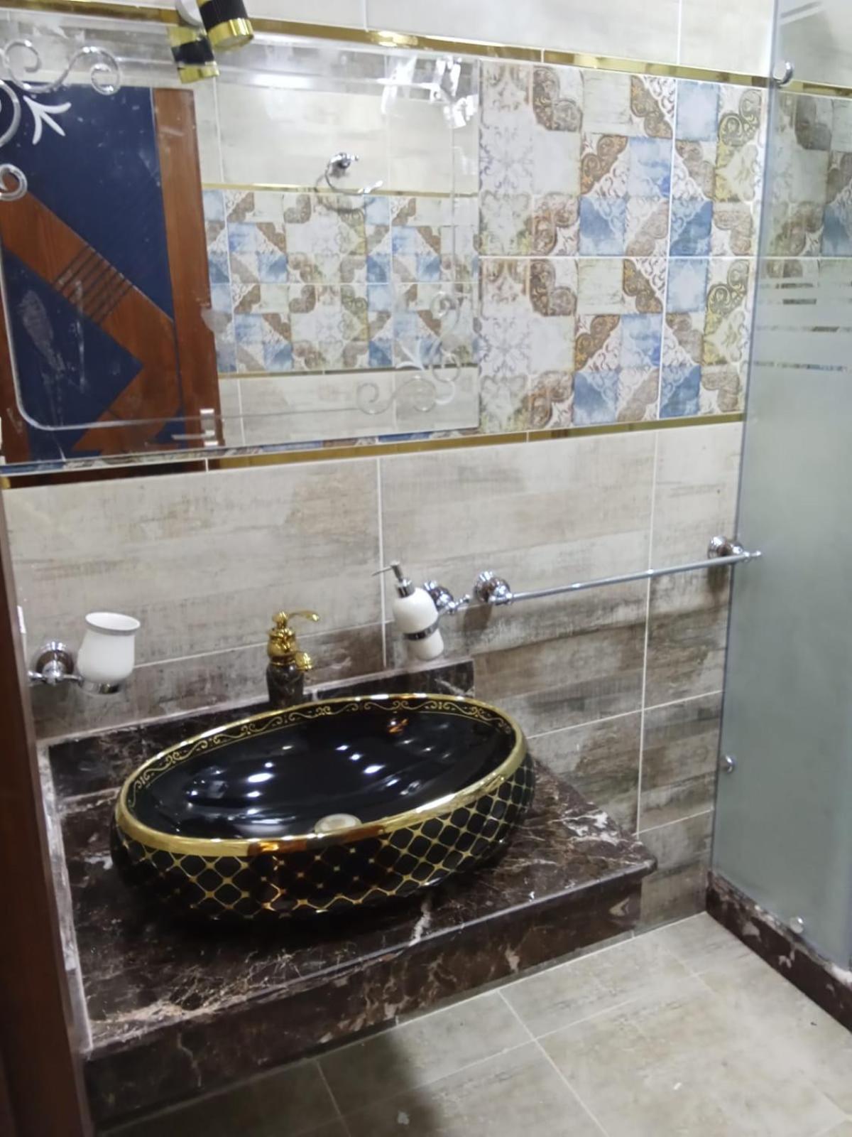 cozy and modern apartment in central location in Cairo Mohandessin near Nile