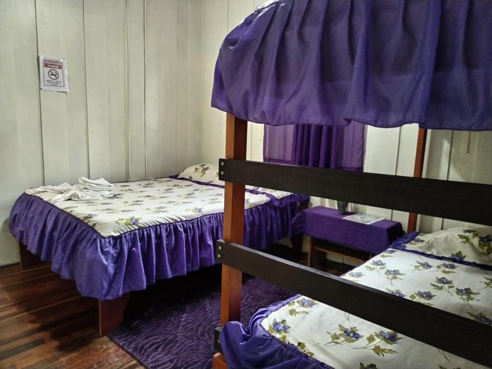 Pensión y Cabinas Colibrí B&B Costa Rica