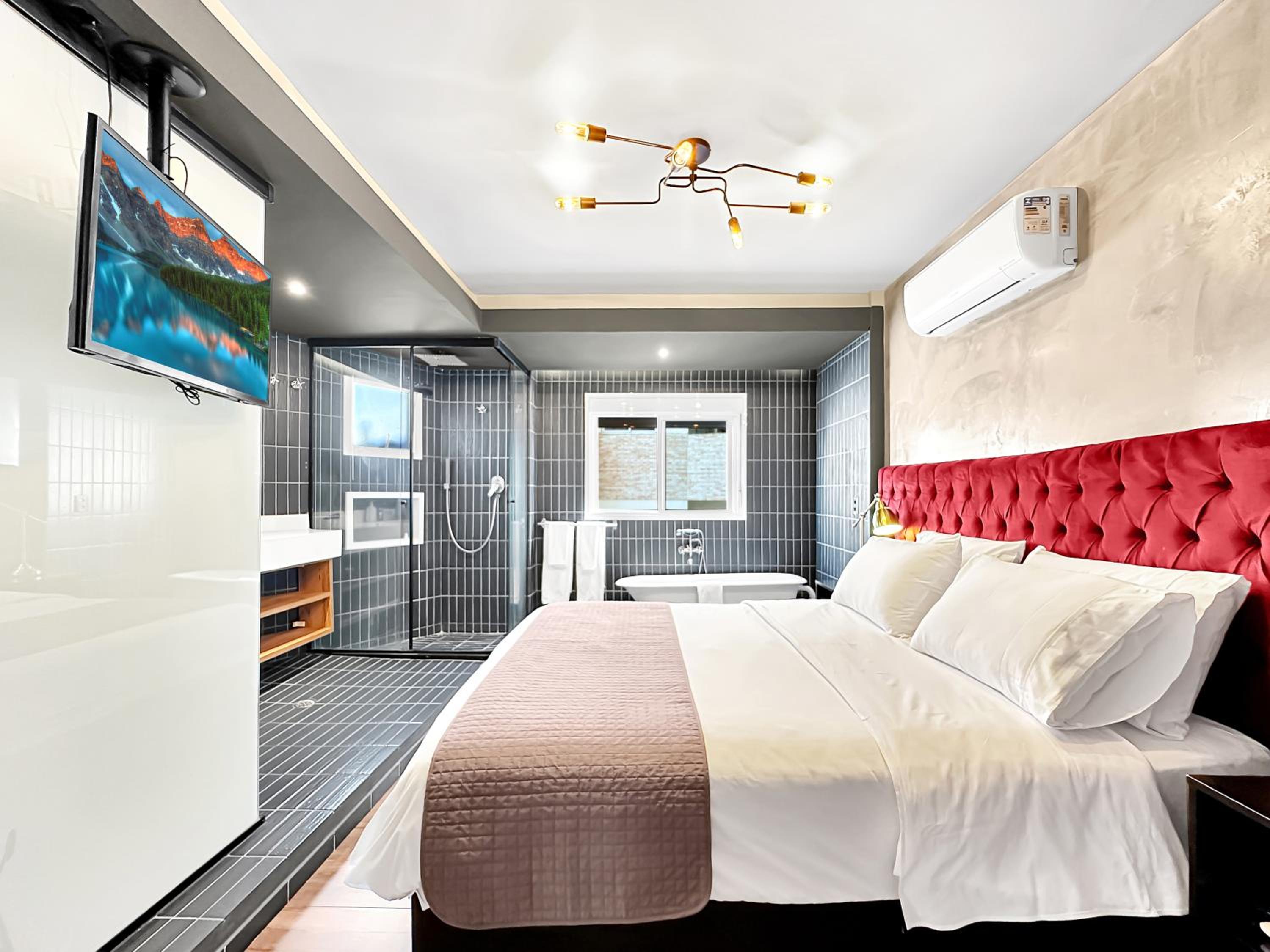hotel room