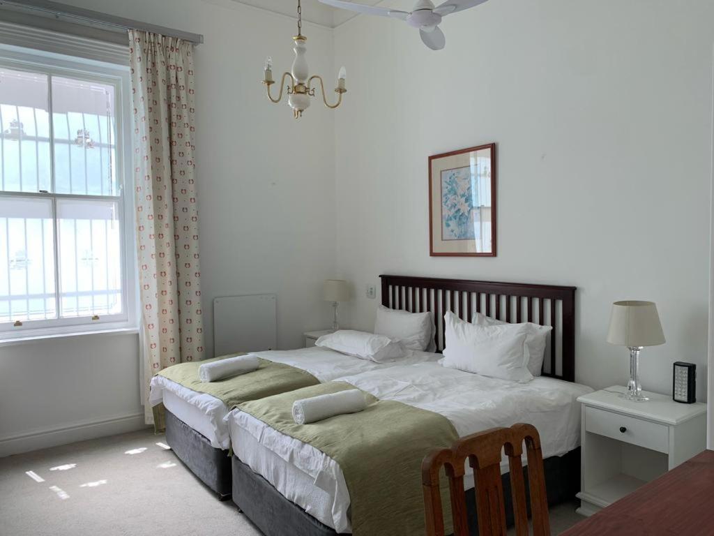 15 Braeside