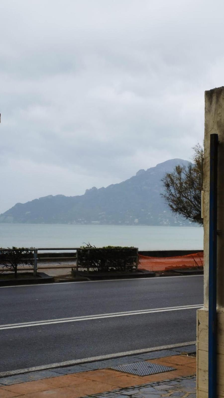 due stanzulelle sul mare B&B view 4