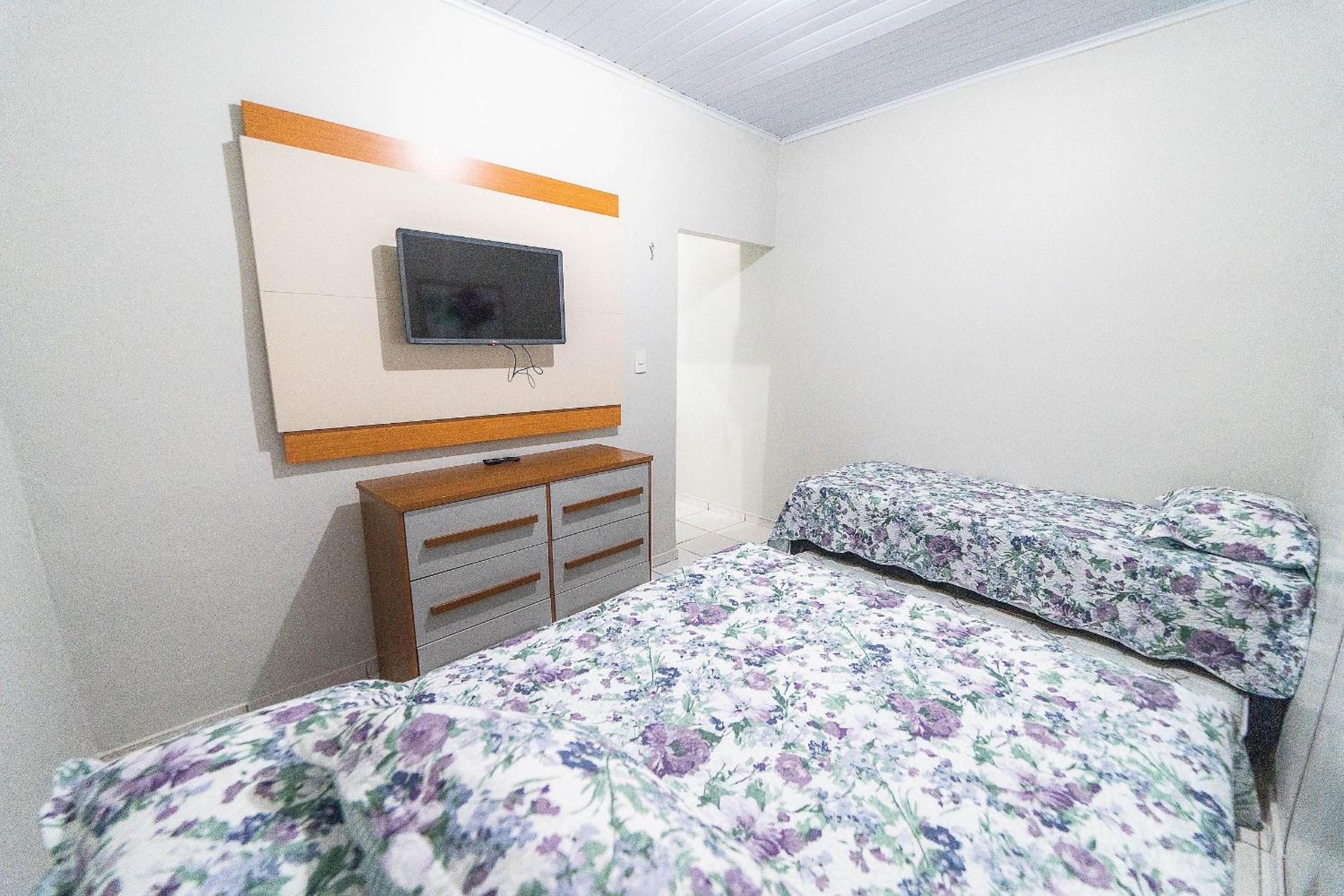 Apartamentos 1Qto, Cozinha Completa, até 4 hospedes Jr Catito