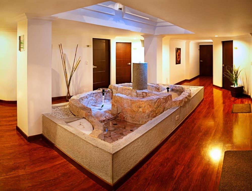 Jacuzzi
