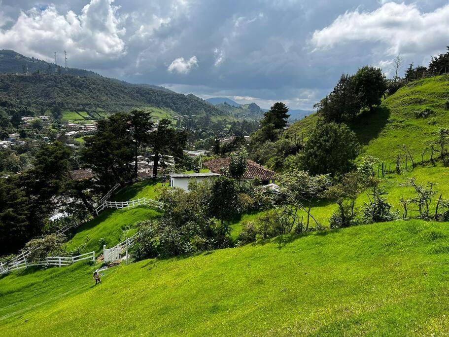 Alojamiento campestre con hermosas vistas