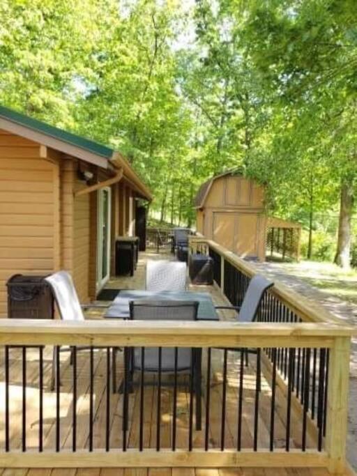 Beaver Lake Arkansas Luxury Cabin view 4