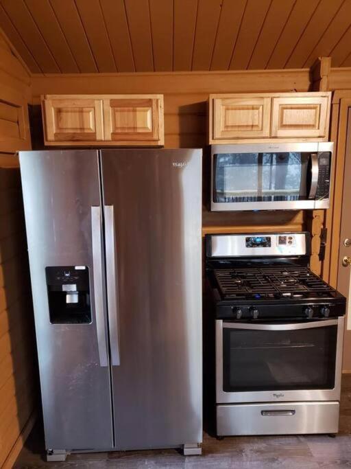 Beaver Lake Arkansas Luxury Cabin view 5