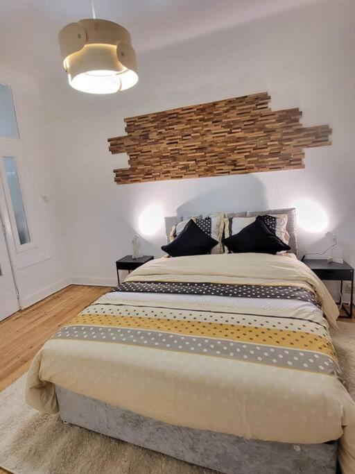 appartement style haussmannien 1 bedroom