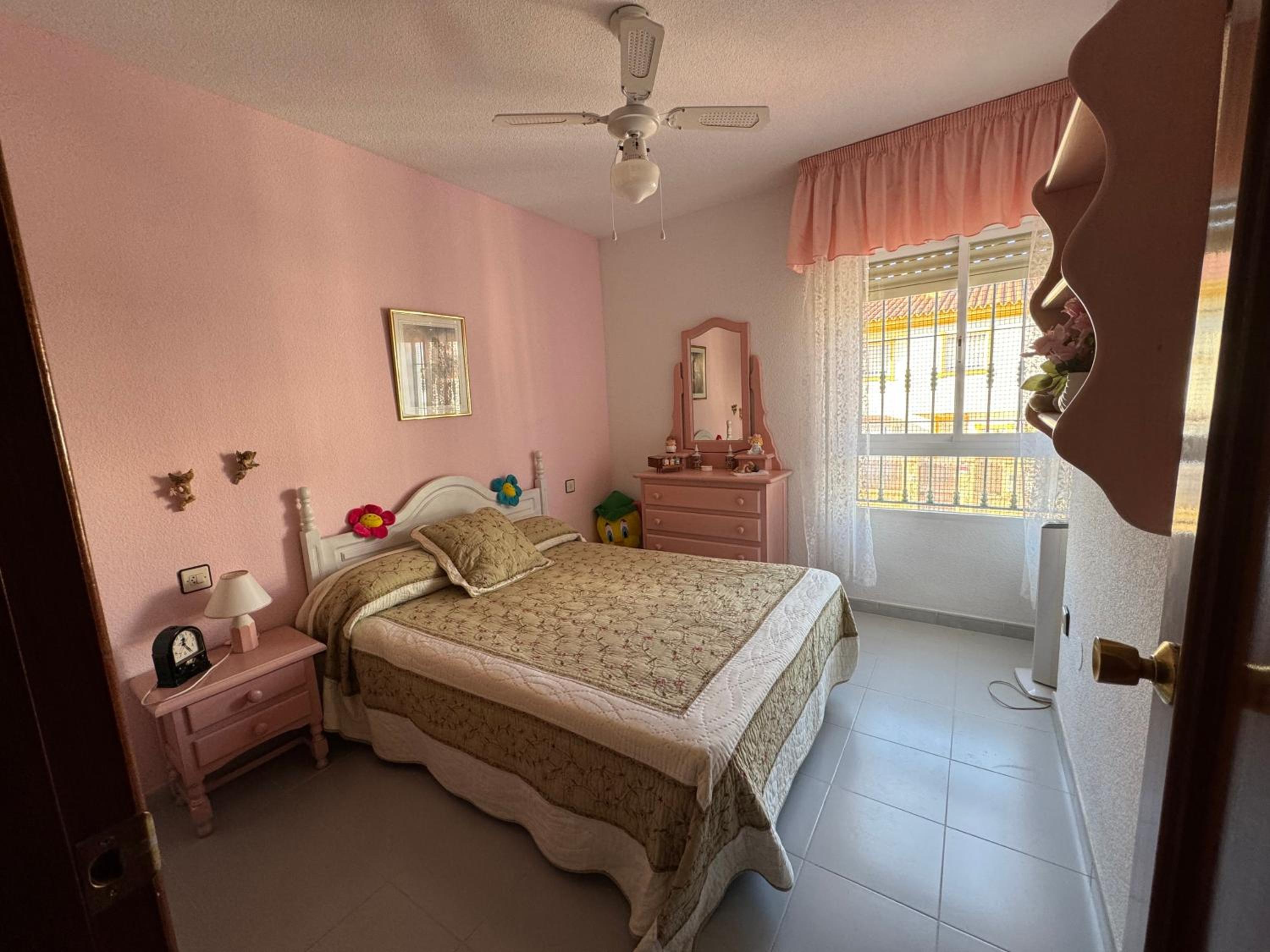 Chalet en Málaga, Torremolinos, cerca de la playa