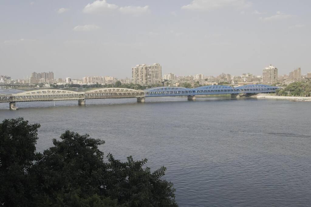 Zamalek Retreat: Premium Stay with Nile View