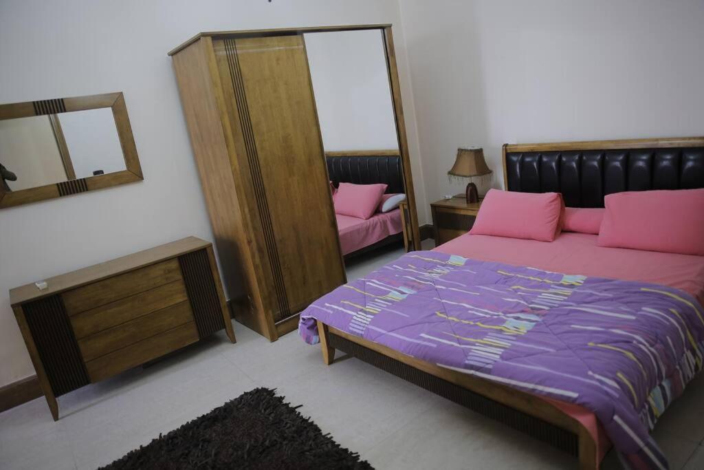 Zamalek Retreat: Premium Stay with Nile View