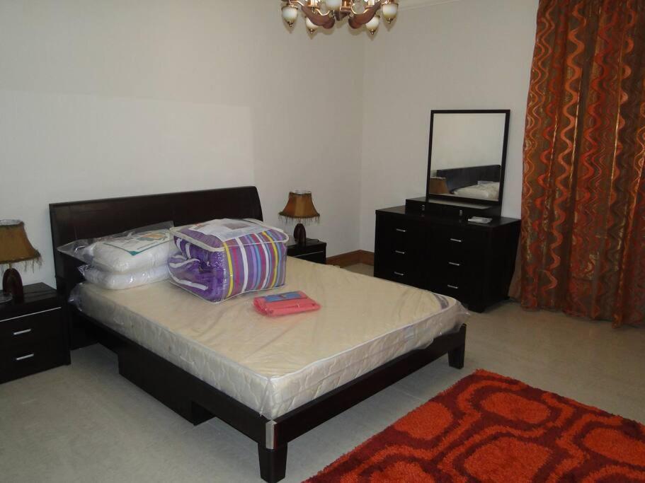 Zamalek Retreat: Premium Stay with Nile View