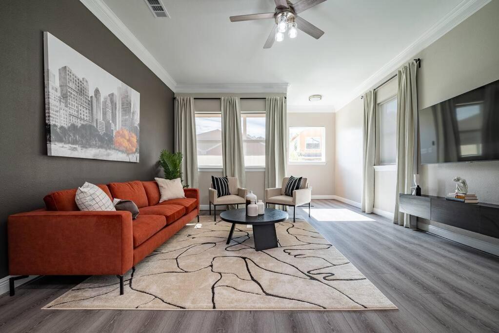 Pet OK, 10 min to Alphaland, Home Gym, Gated - Property Image 18