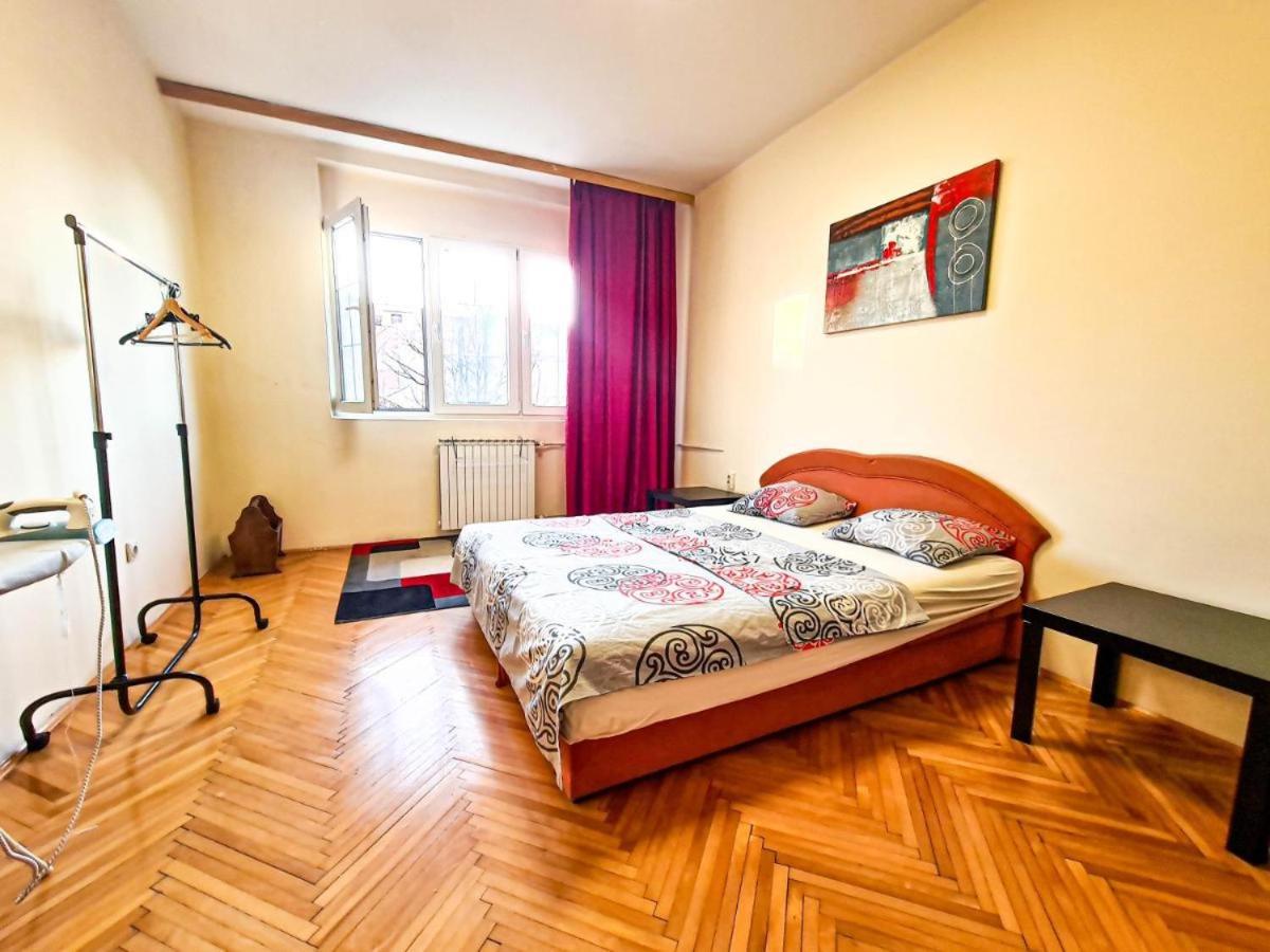 Exclusive Apartment Main Square FREE PARKING