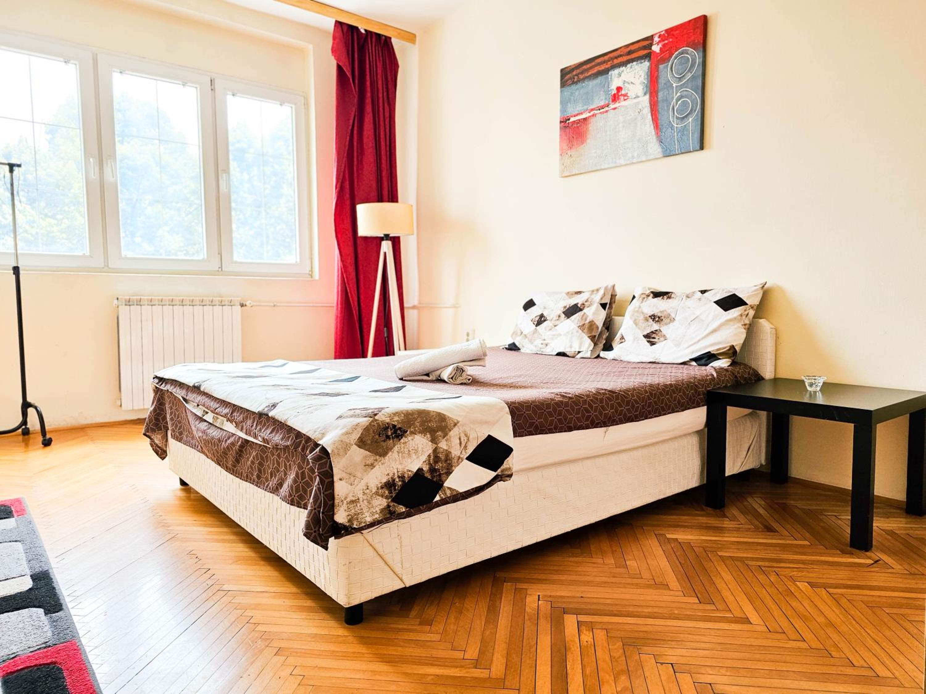 Exclusive Apartment Main Square FREE PARKING