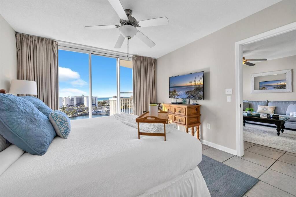 Terrace at Pelican Beach 1102 - Emerald Dreams view 3