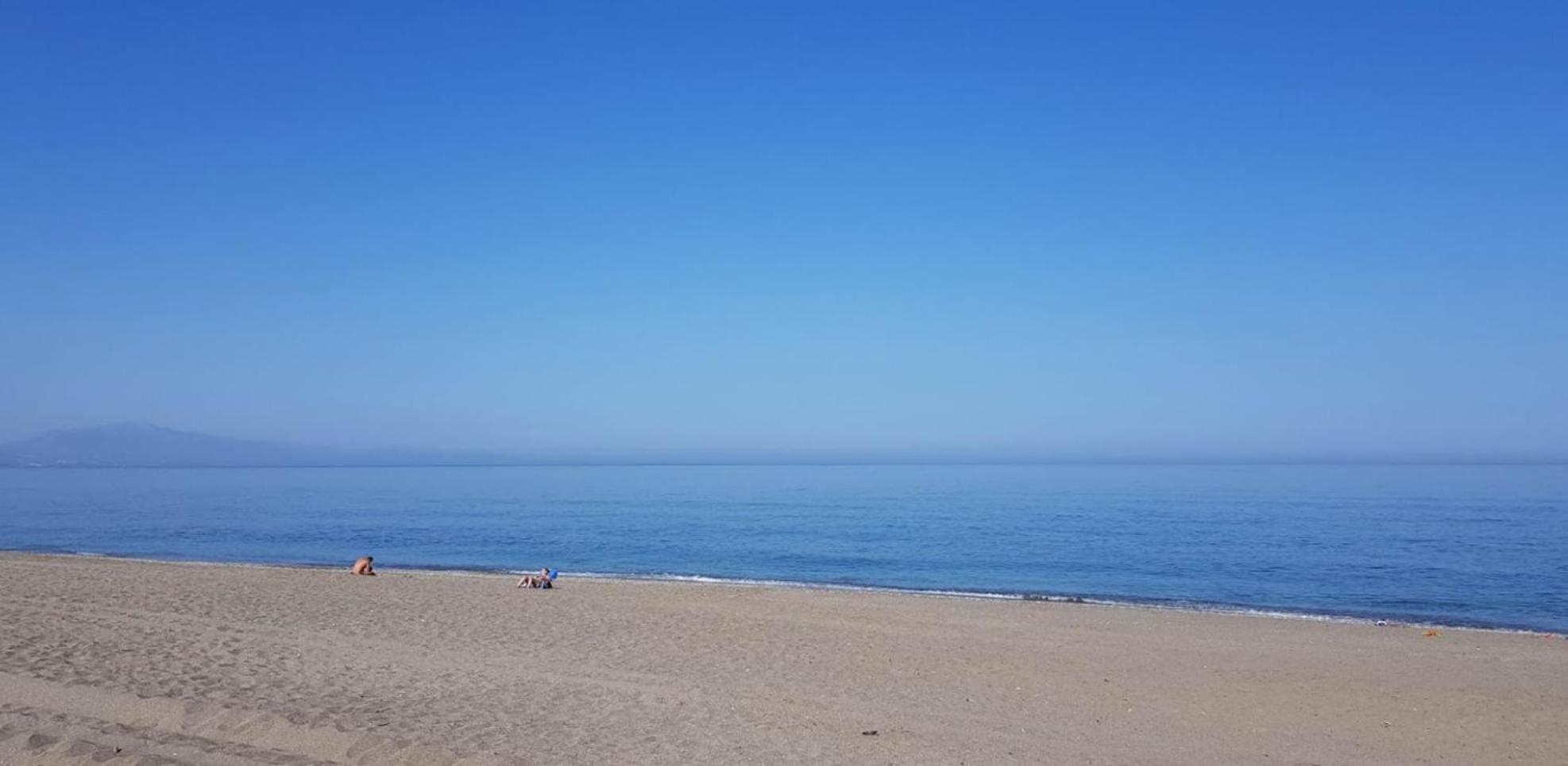 Lovely Aldea Beach Apartment