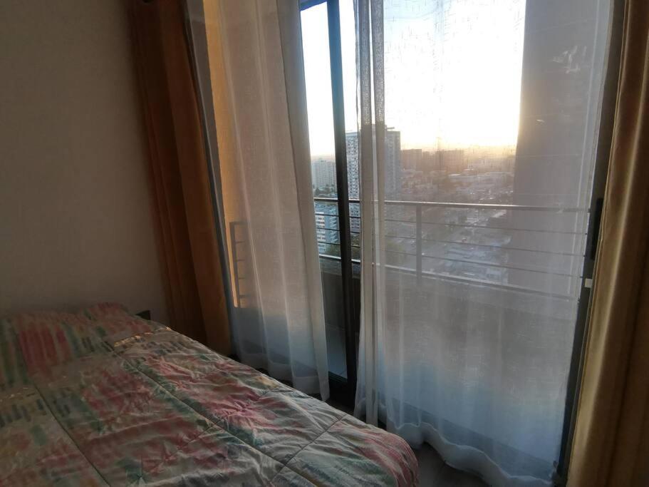 Habitación para estudiantes cercano al Metro L1