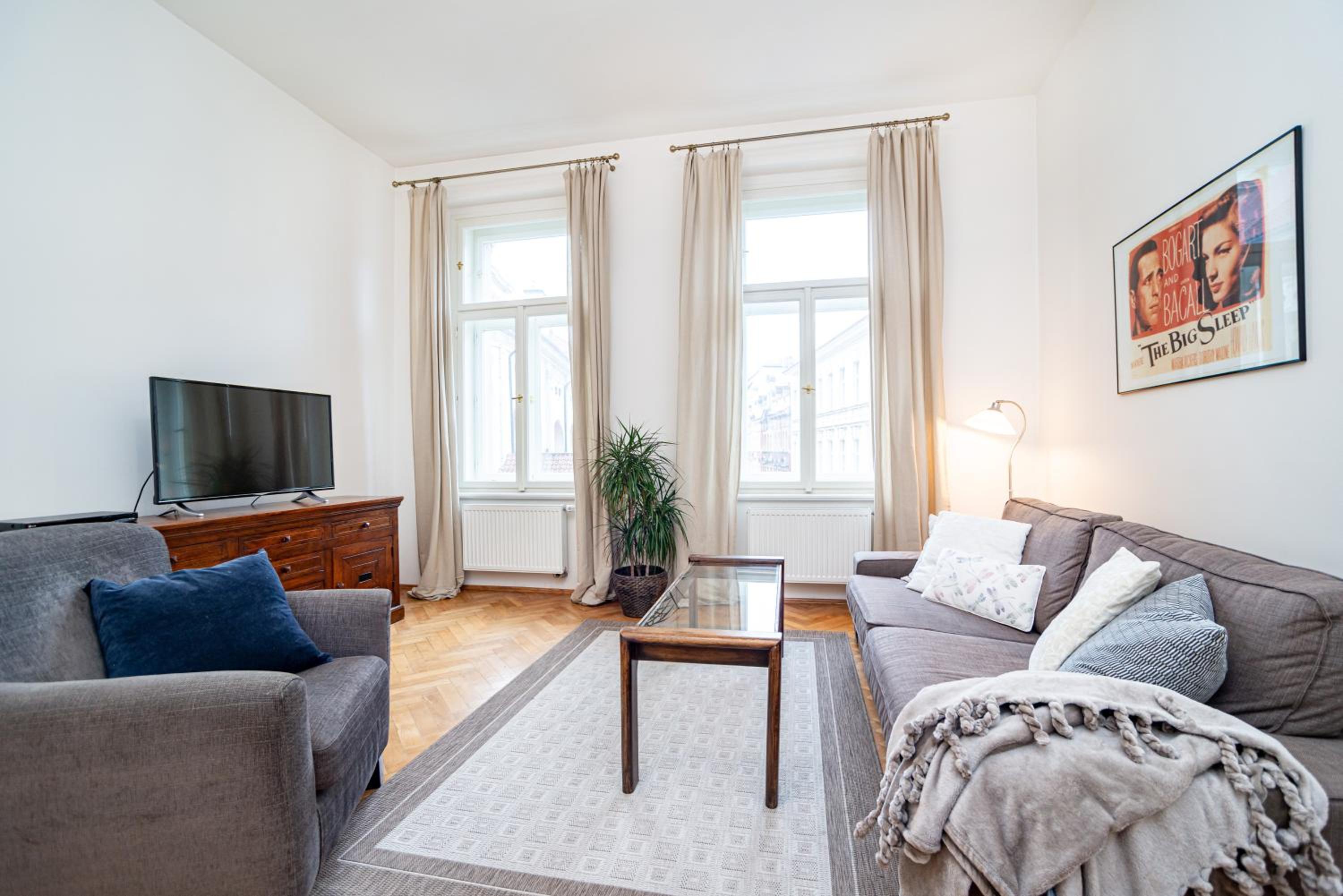 Quiet apartment in the Old Town