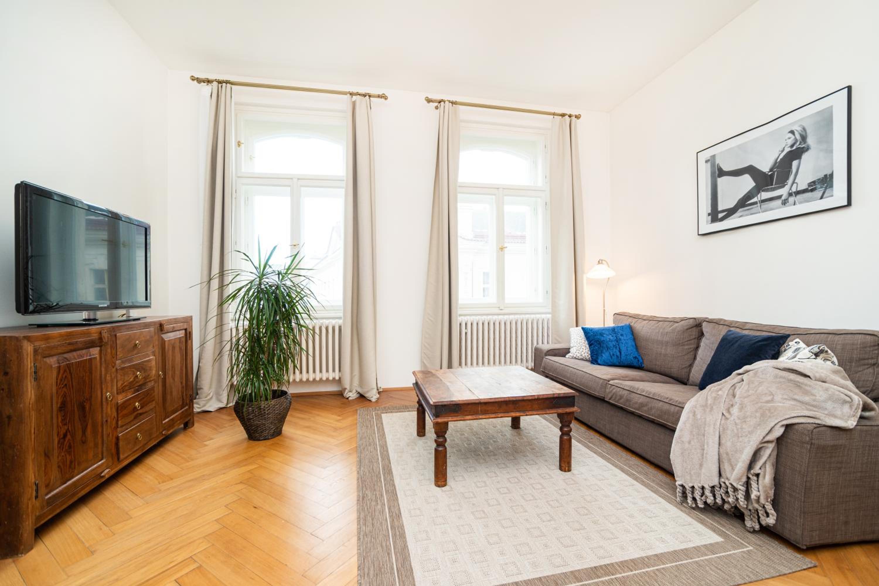 Quiet apartment in the Old Town