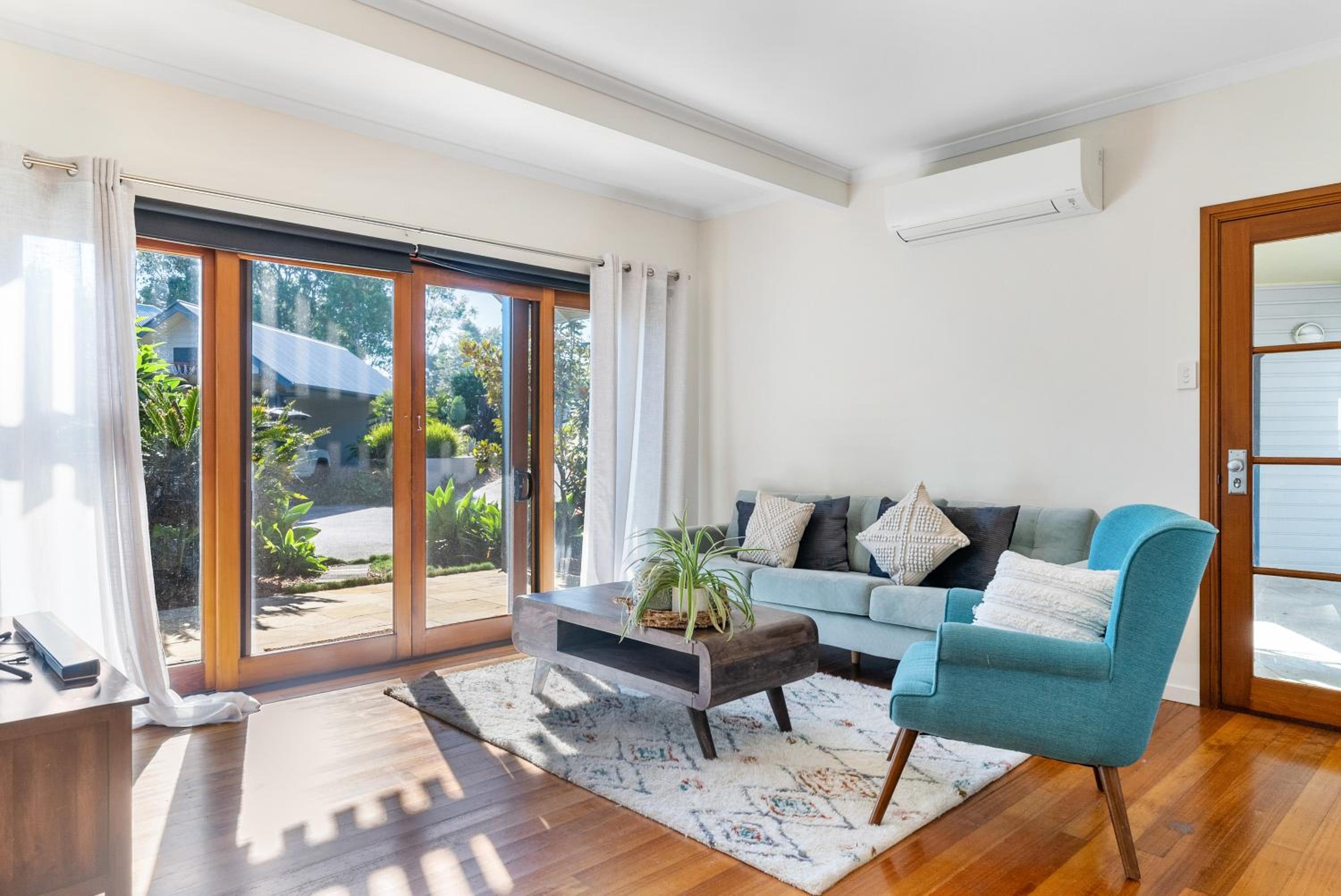 Byron Bay Hinterland Breeze 2bed & pool