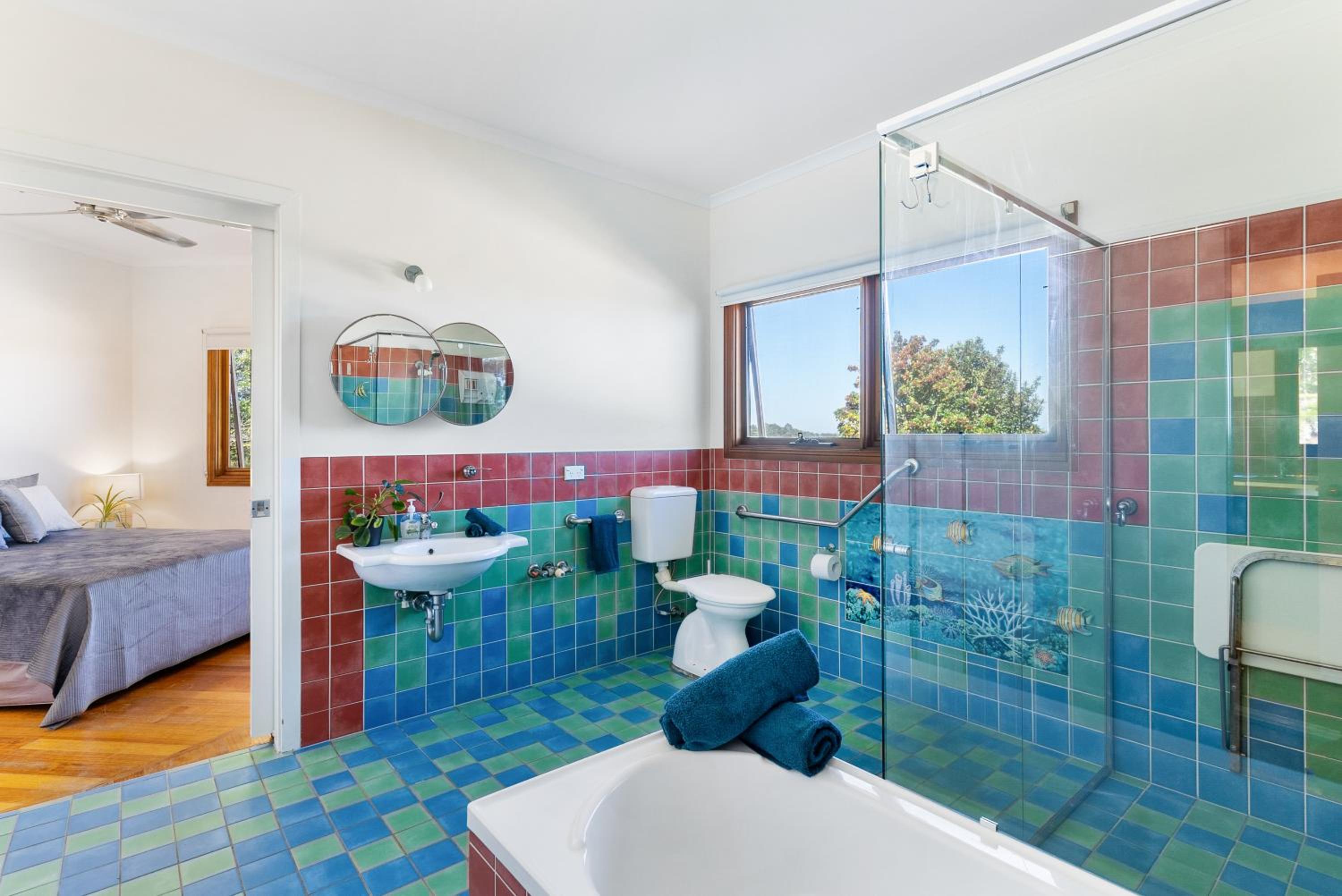 Byron Bay Hinterland Breeze 2bed & pool