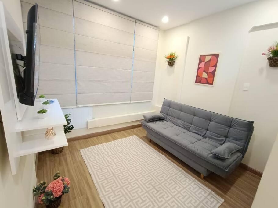 Studio Moderno a 5 Minutos da Praia - NSC371-702
