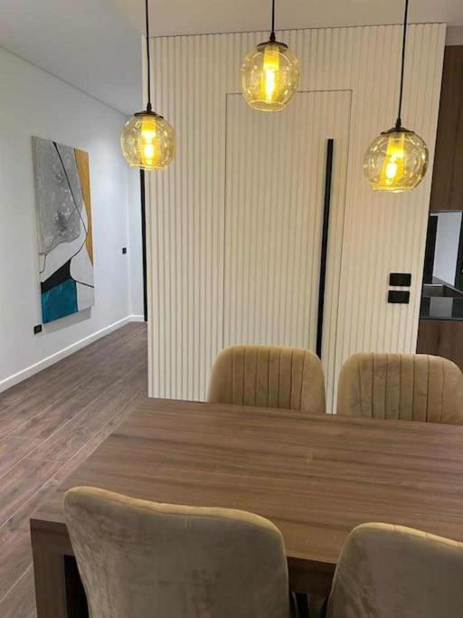 Luxurious Lake View Flat view 5