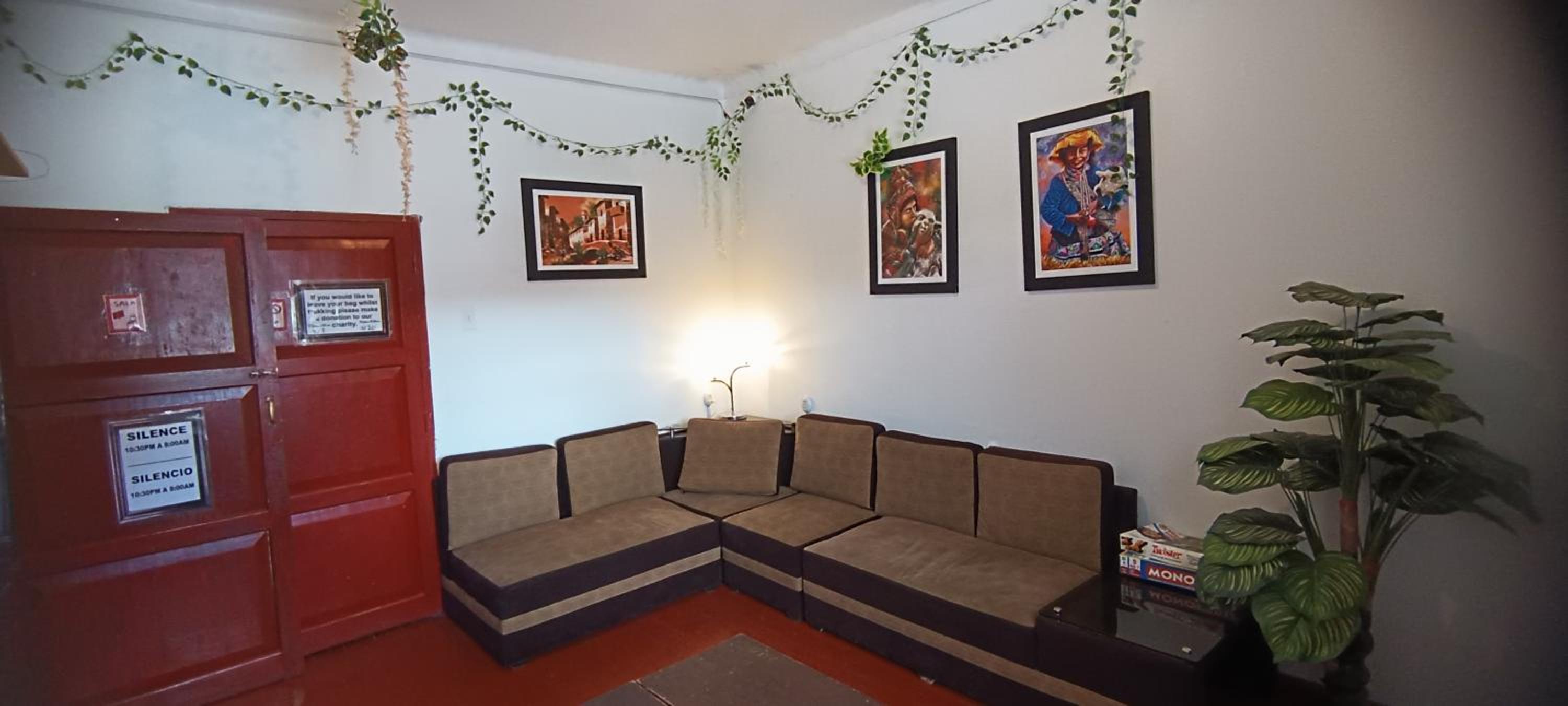 lounge