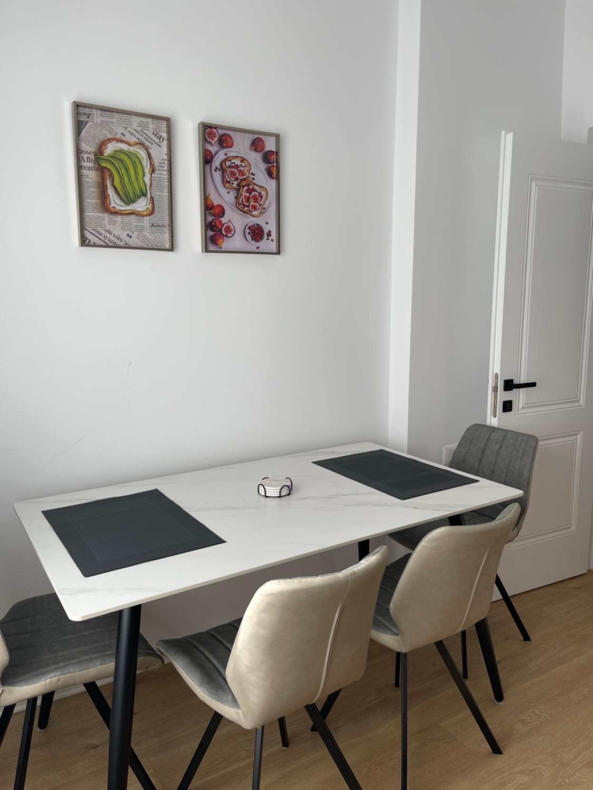 Hotel Sunny City Center Apartment - Image 1