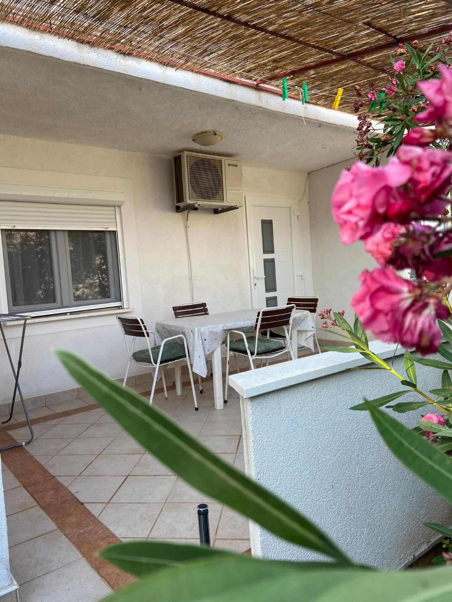 Apartmani Zvonko